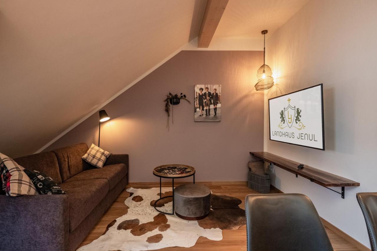 Landhaus Jenul Apartment Tropolach Luaran gambar